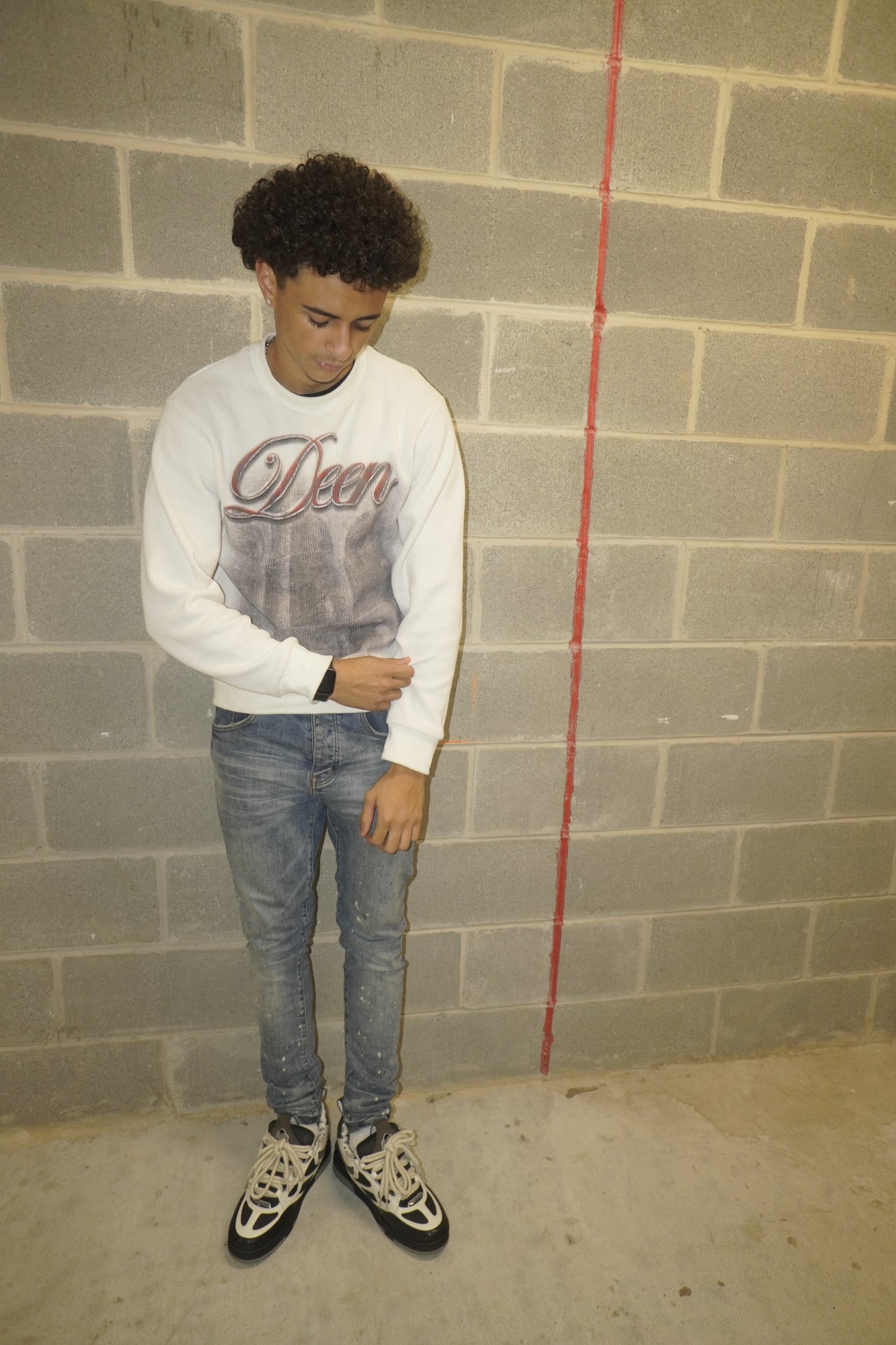 White 'Serenity' Full Sleeve Thermal